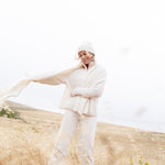 #color_off-white