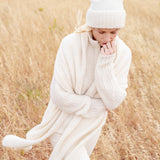 #color_off-white