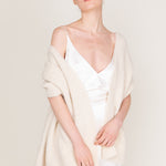 #color_off-white