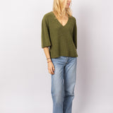 Knitted V-Neck T-shirt in Grounding Green