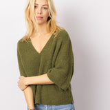 Knitted V-Neck T-shirt in Grounding Green