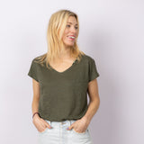 Linnen V-Neck T-shirt in Grounding Green