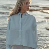 Light Cotton Cropped Shirt in Cristal Blue