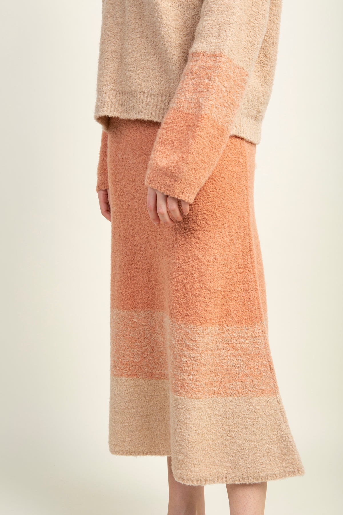 #color_oatmeal-new-blush-camel