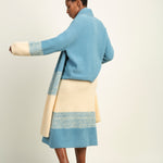#color_stone-blue-soft-lemon